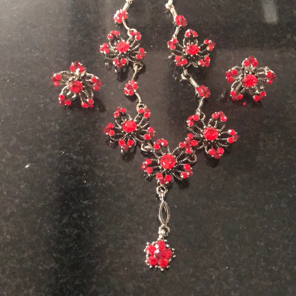 Ruby red rhinestone necklace and earrings